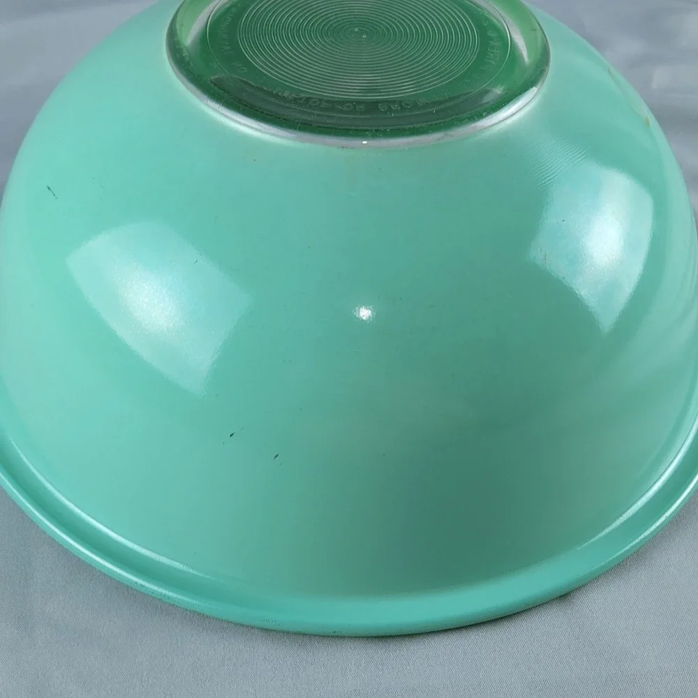 Pyrex Mixing Bowl 2.5L Seafoam Green Vintage 325 Glass Nesting Bowl USA